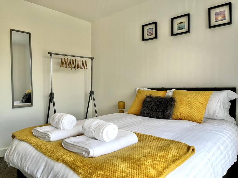 Modern 1 Bedroom Serviced Apartment - Near City Centre Донкастер Екстер'єр фото